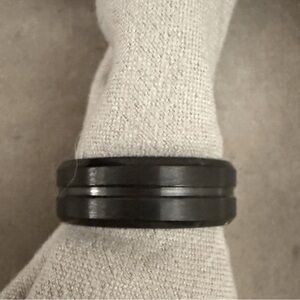 Men's Matte Black Grooved Tungsten Wedding Ring Size 11